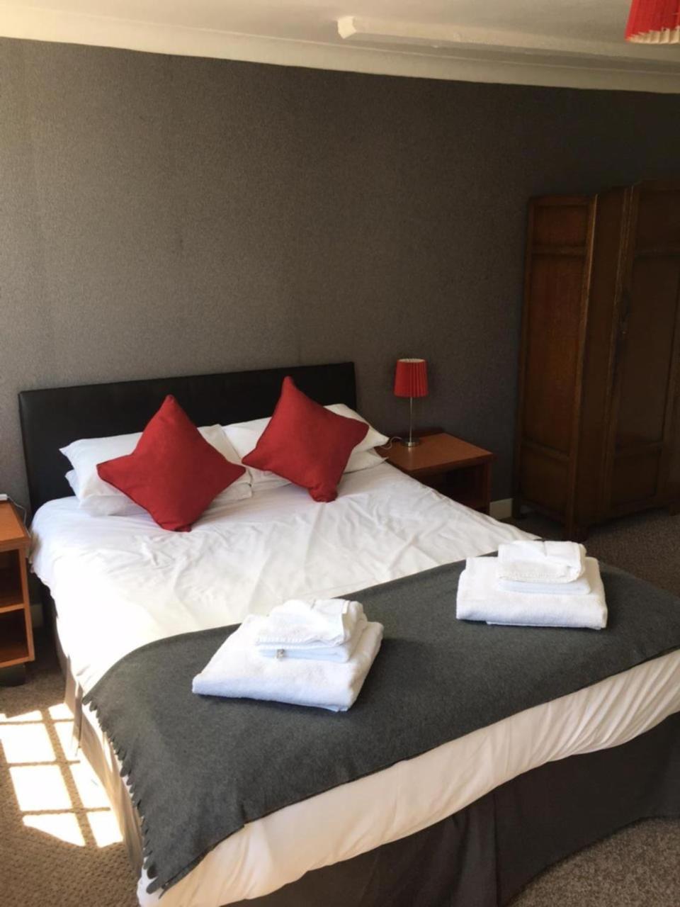 The Red Lion Hotel Hythe  Buitenkant foto